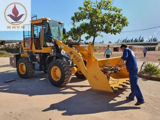 Bàn giao máy xúc lật JF932 cho nhà máy gạch Nam Anh, tỉnh Hải Dương-1