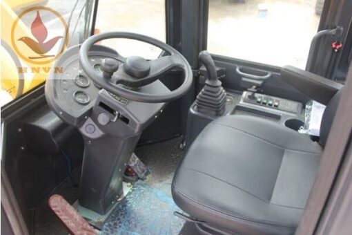 Máy xúc lật LiuGong CLG836 gầu 1.7m3-2