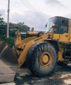 Máy xúc lật Komatsu WA470-3 dung tích gầu 4.2m3