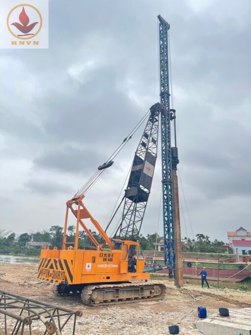 Máy đóng cọc DH400 + Búa Diezel DD35