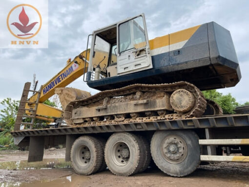 Máy xúc đào bánh xích Komatsu PC200-5