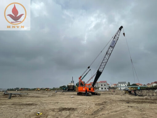 Cẩu bánh xích Hitachi KH125-2 trọng tải 35 tấn