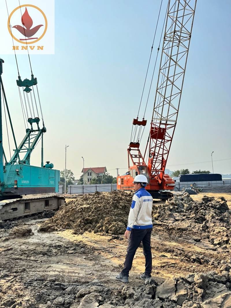 Thi công Cọc Khoan nhồi cầu vượt nút giao Liêm Sơn và QL21A