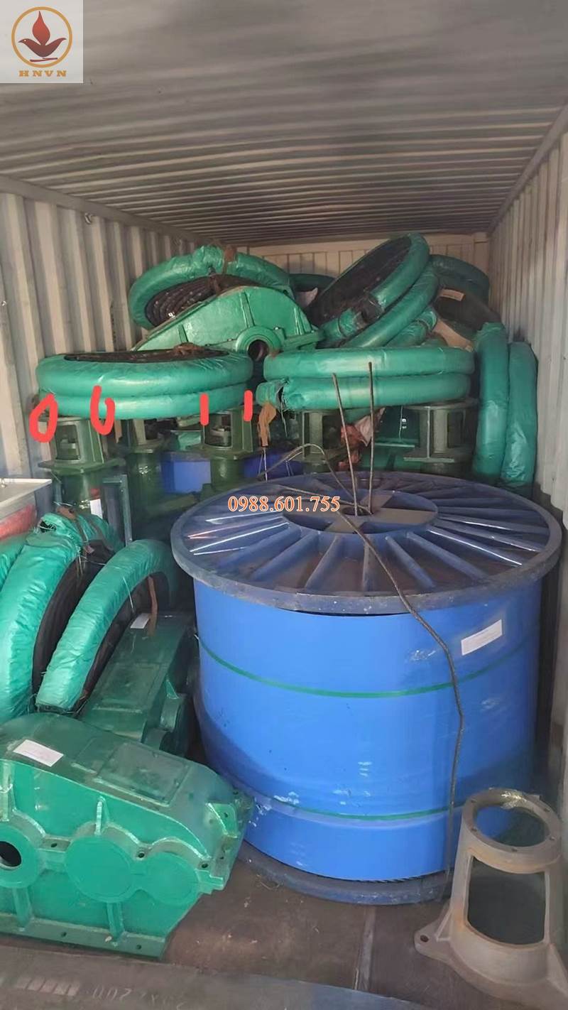 Máy giã đá CK2500 (JK10) của Hanoi Vietnam đang cập cảng Hải Phòng