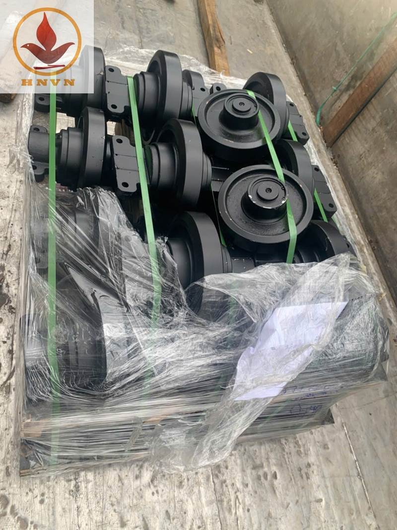 Bàn giao gale cẩu bánh xích LS118RH-5 (50 tấn)