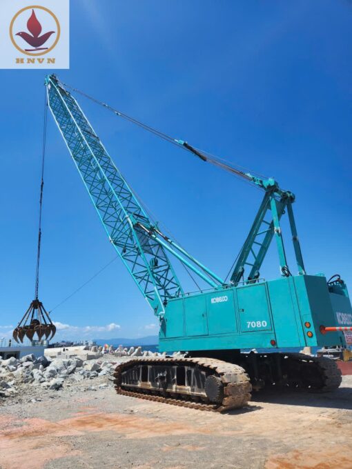 Cẩu xích Kobelco 7080 trọng tải 80 tấn, năm sản xuất 1995
