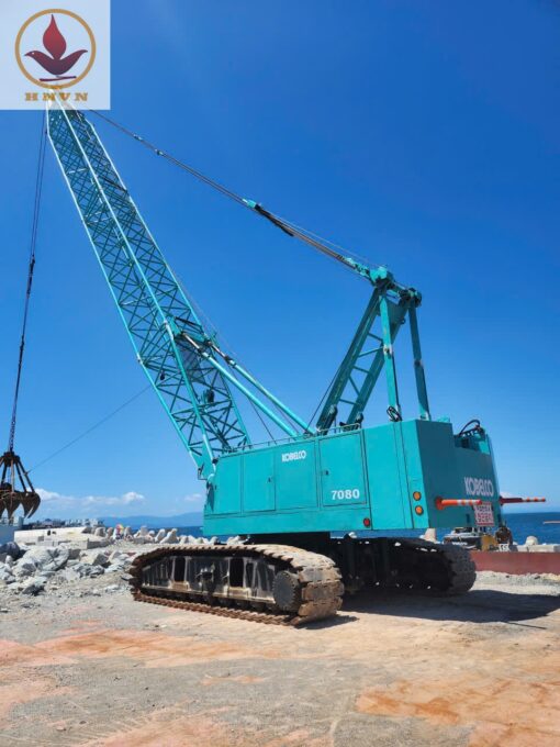 Cẩu xích Kobelco 7080 trọng tải 80 tấn, năm sản xuất 1995