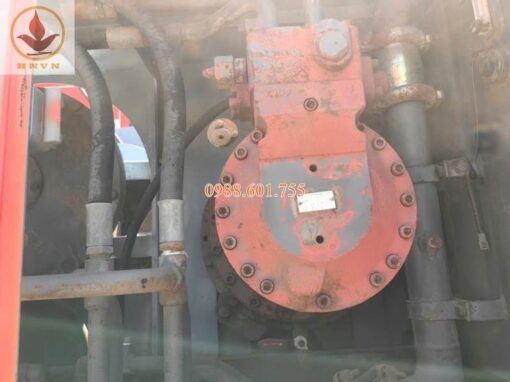 Cẩu bánh xích Hitachi KH150-3 (40 tấn), sản xuất năm 1985