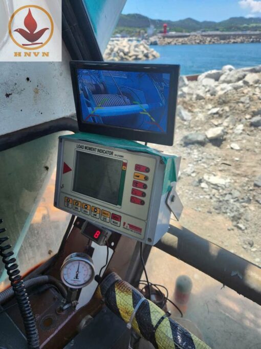 Cẩu bánh xích Kobelco 7080 trọng tải 80 tấn, sản xuất năm 1990