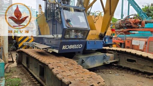 Cẩu Kobelco 7055-1 đời 1990 tải trọng 55 tấn
