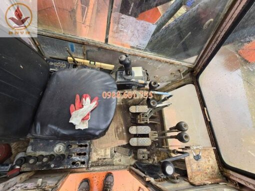 Cẩu bánh xích Hitachi KH230-3 đời 1990
