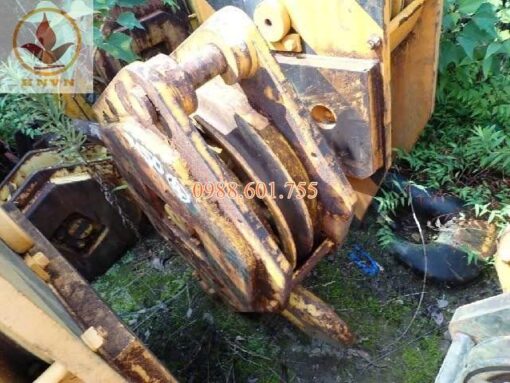 Máy Cẩu Bánh Xích Kobelco 7150