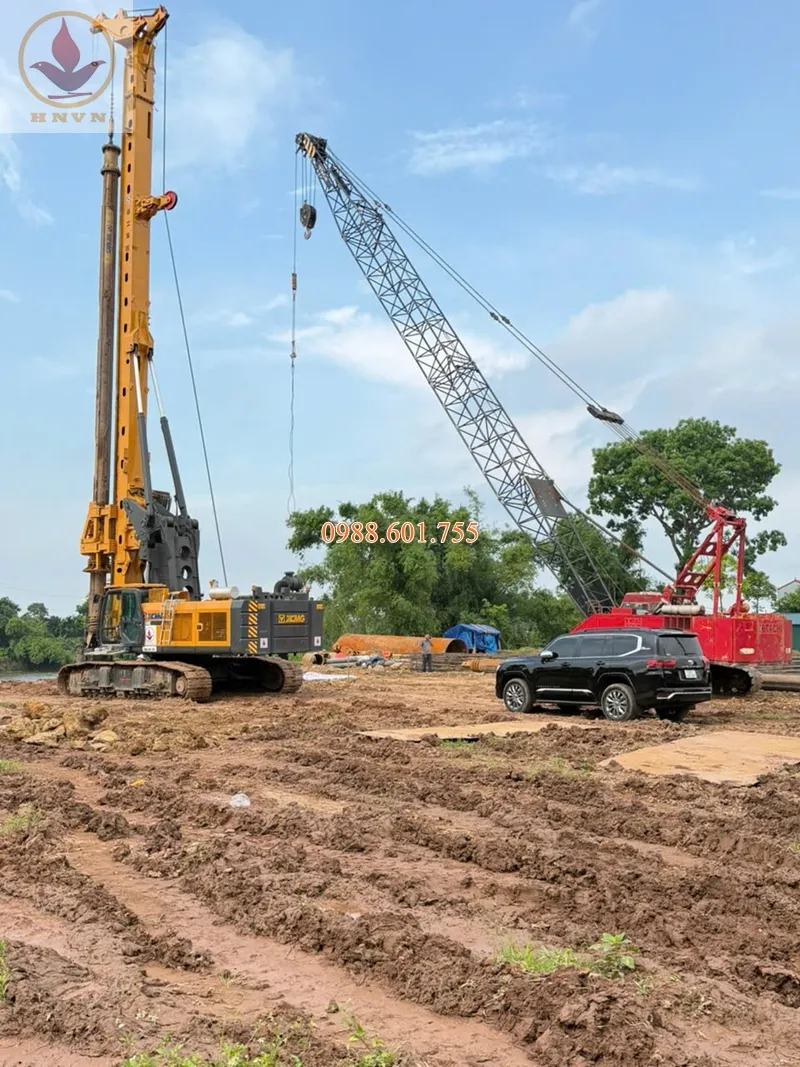 Bán máy khoan cọc nhồi XCMG XR240E, đời 2020