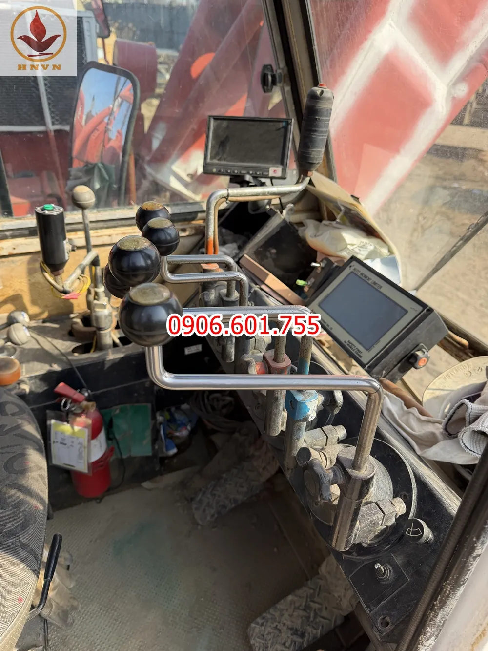 IHI DCH700 – Lợi Thế Nổi Bật Trong Phân Khúc Cẩu Bánh Xích 70 Tấn