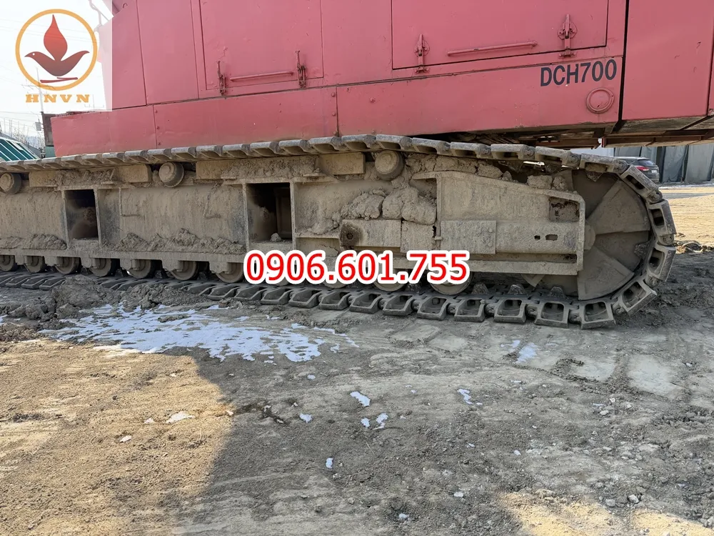 IHI DCH700 – Lợi Thế Nổi Bật Trong Phân Khúc Cẩu Bánh Xích 70 Tấn