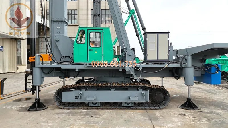 Ra mắt dòng máy cọc bánh xích JU90 – JU120 – JU160