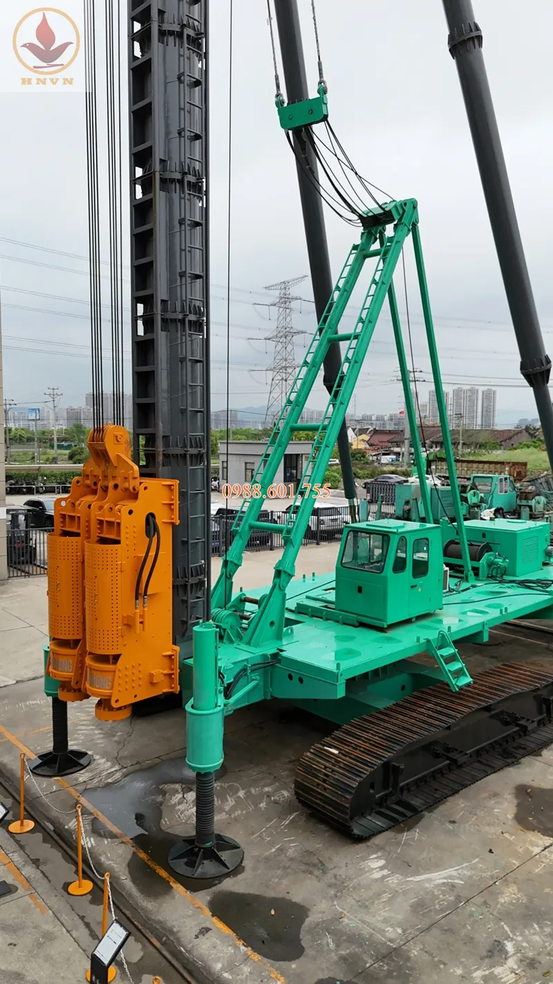 Ra mắt dòng máy cọc bánh xích JU90 – JU120 – JU160