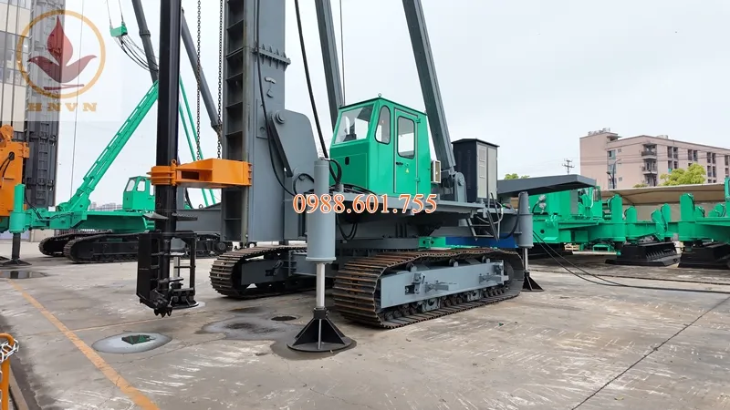Ra mắt dòng máy cọc bánh xích JU90 – JU120 – JU160