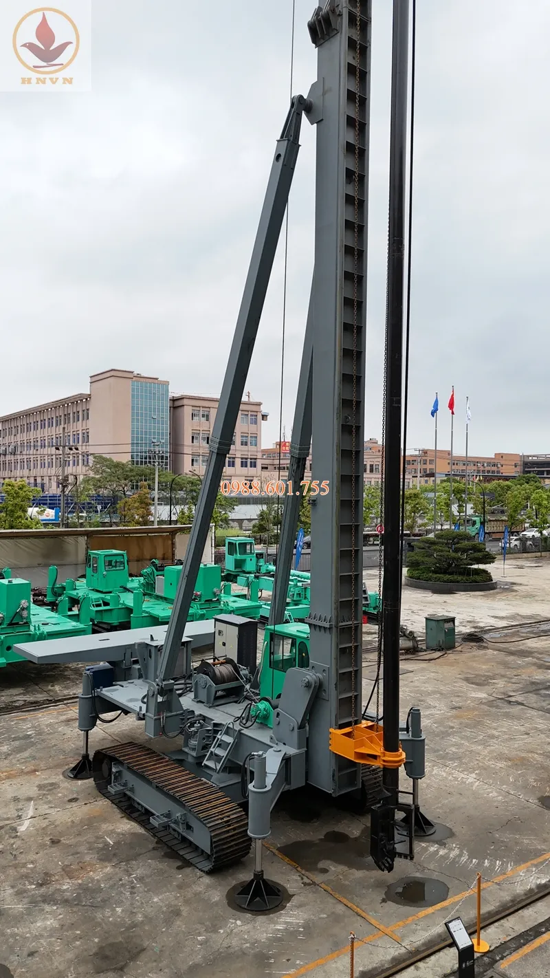 Ra mắt dòng máy cọc bánh xích JU90 – JU120 – JU160