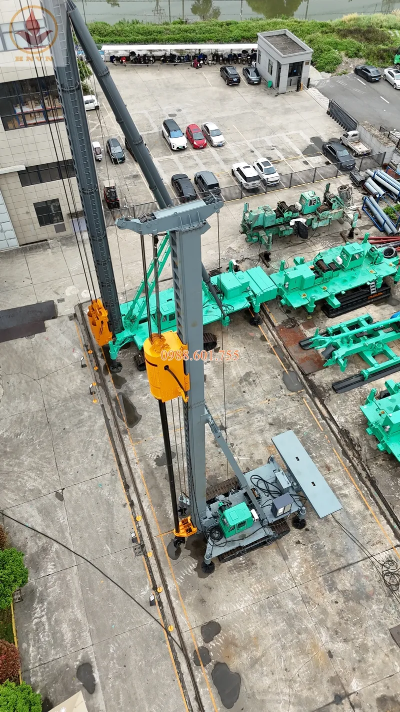 Ra mắt dòng máy cọc bánh xích JU90 – JU120 – JU160