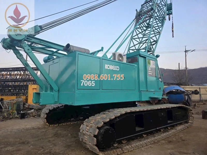 Bán cẩu bánh xích Kobelco 7065 đời 1995 – tải trọng 65 tấn