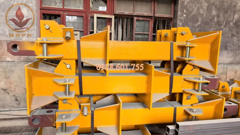 Cần trục tháp TC8039-25 sản xuất năm 2019 - Image 18