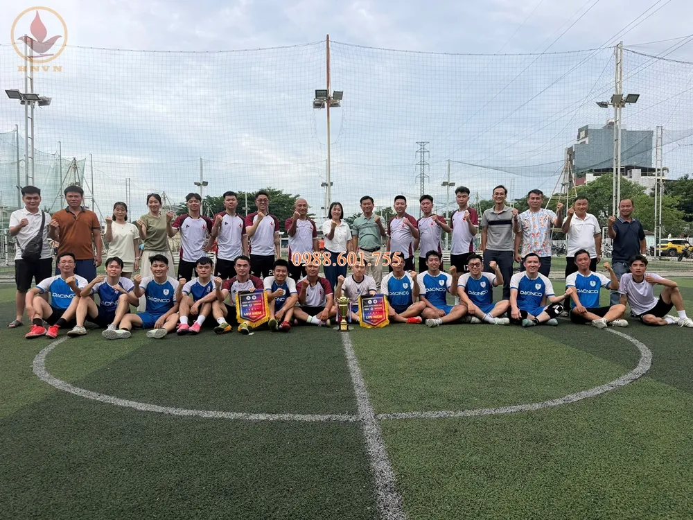 Hanoi Vietnam và Dacinco giao lưu bóng đá – gắn kết để cùng phát triển