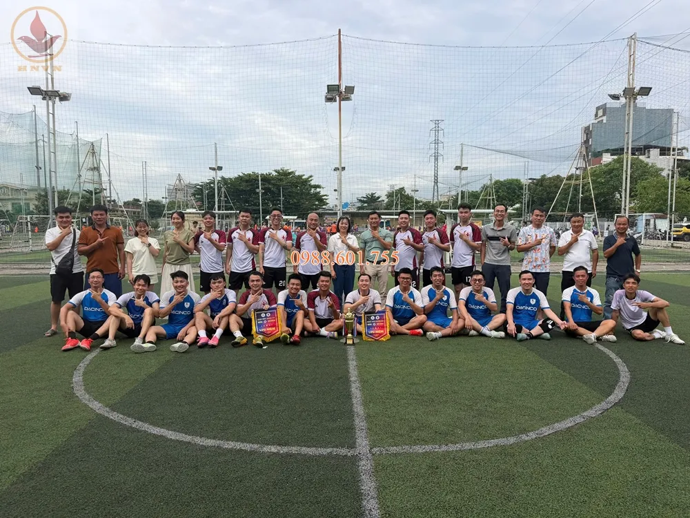 Hanoi Vietnam và Dacinco giao lưu bóng đá – gắn kết để cùng phát triển