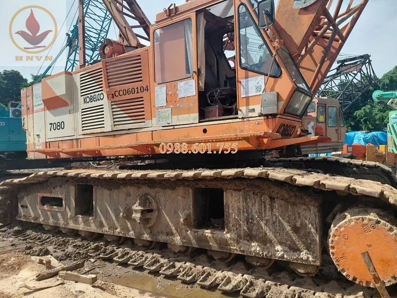 KOBELCO 7080 ĐỜI 1994 – CẨU BÁNH XÍCH 80 TẤN SẴN BÃI